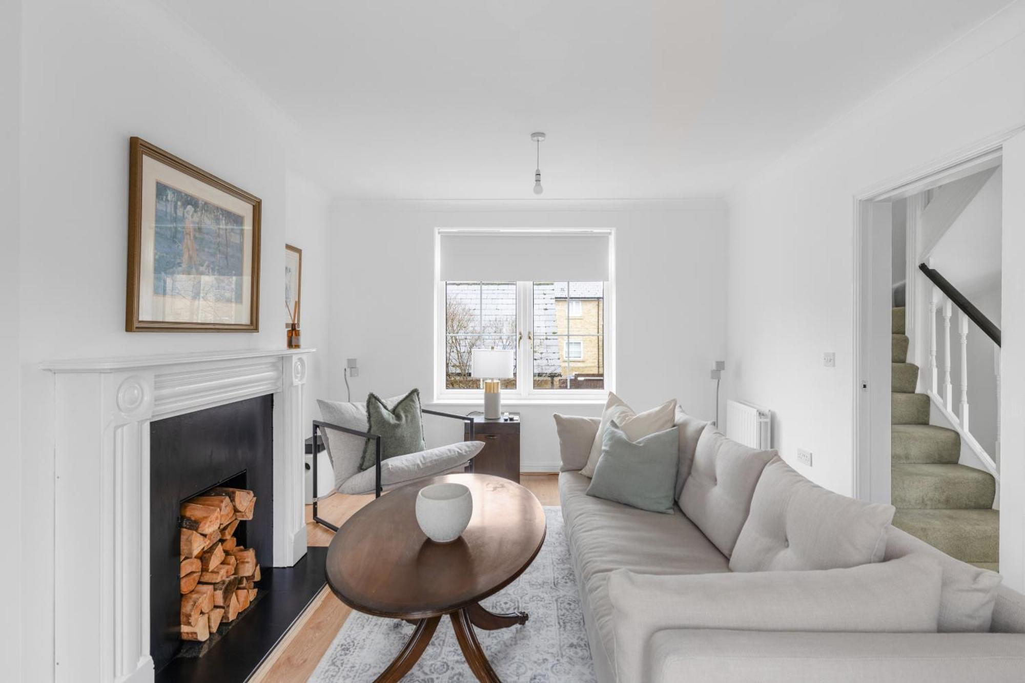 Luxurious 3 Bed House With Free Parking, Close To The Train Station & Town Braintree Exterior photo
